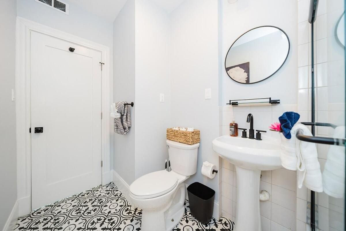 76-2 New 5br Townhouse Near Ashmont Station Apartment