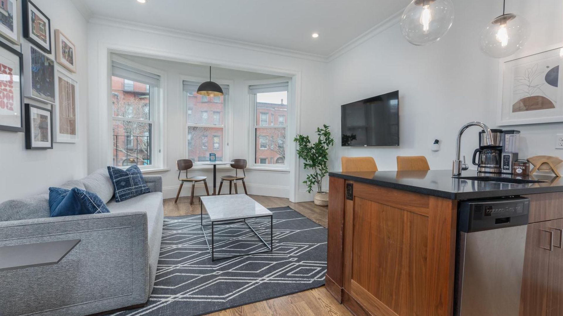 304 Newbury Street By Thatch 4* Boston