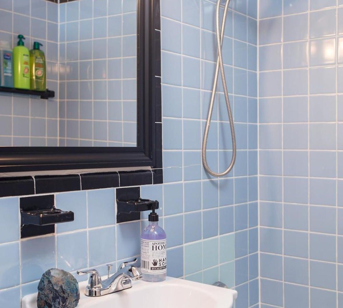 Downtown Location Famous Nightlife Chinatown With Bed Full Of Promises! Apartment Boston