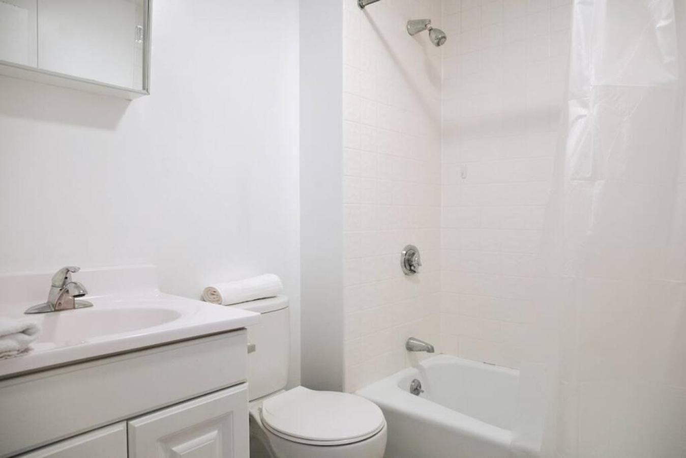 Spacious Fenway 1br *