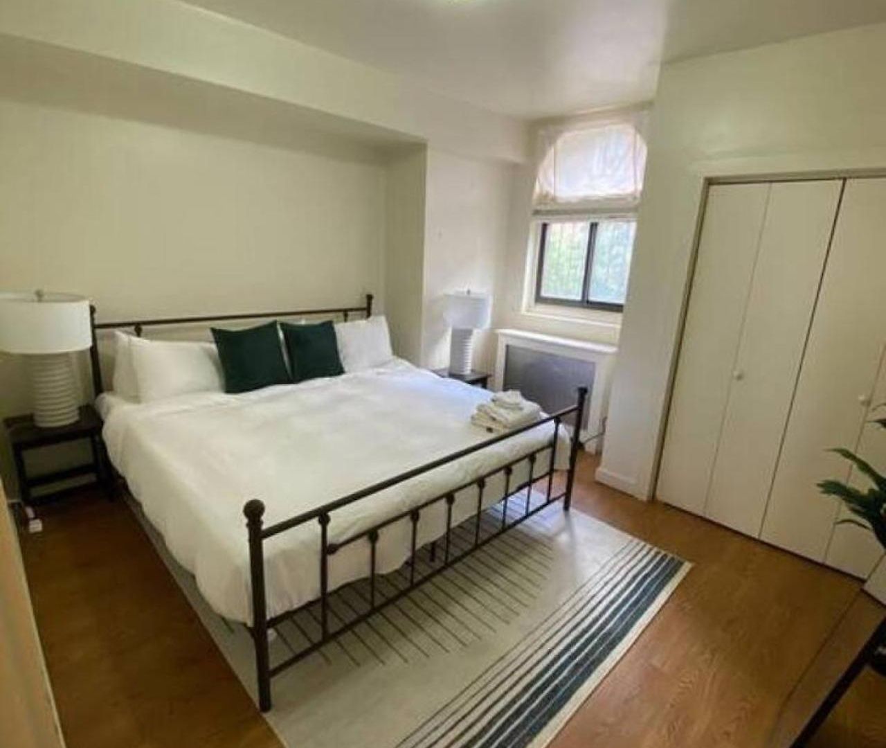 Wonderful Fenway 3 Bed 2bath Steps From Fenway Park Apartment