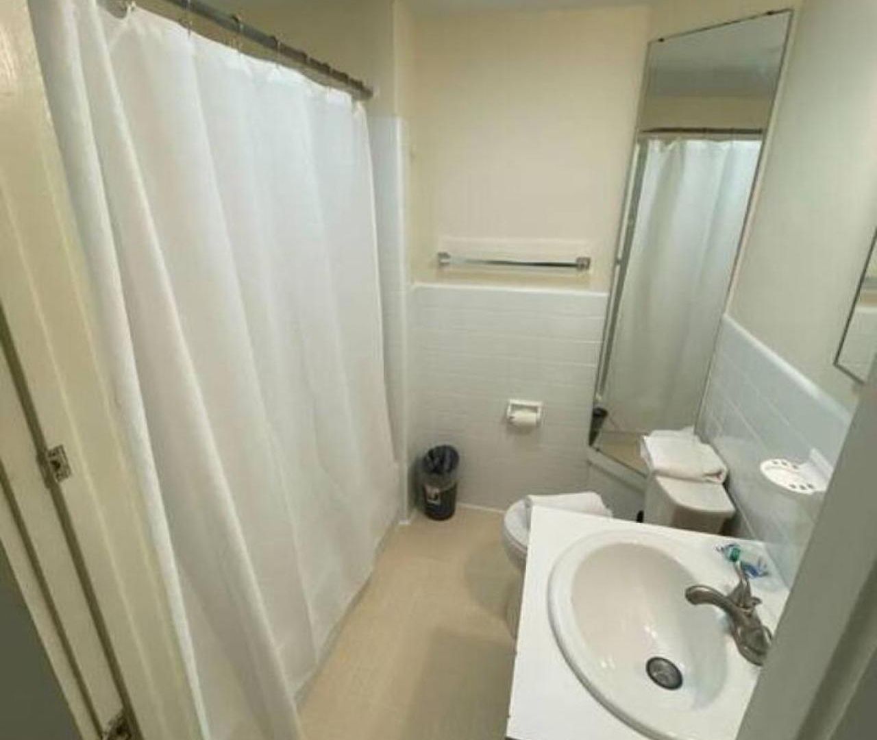 Wonderful Fenway 3 Bed 2bath Steps From Fenway Park Apartment *