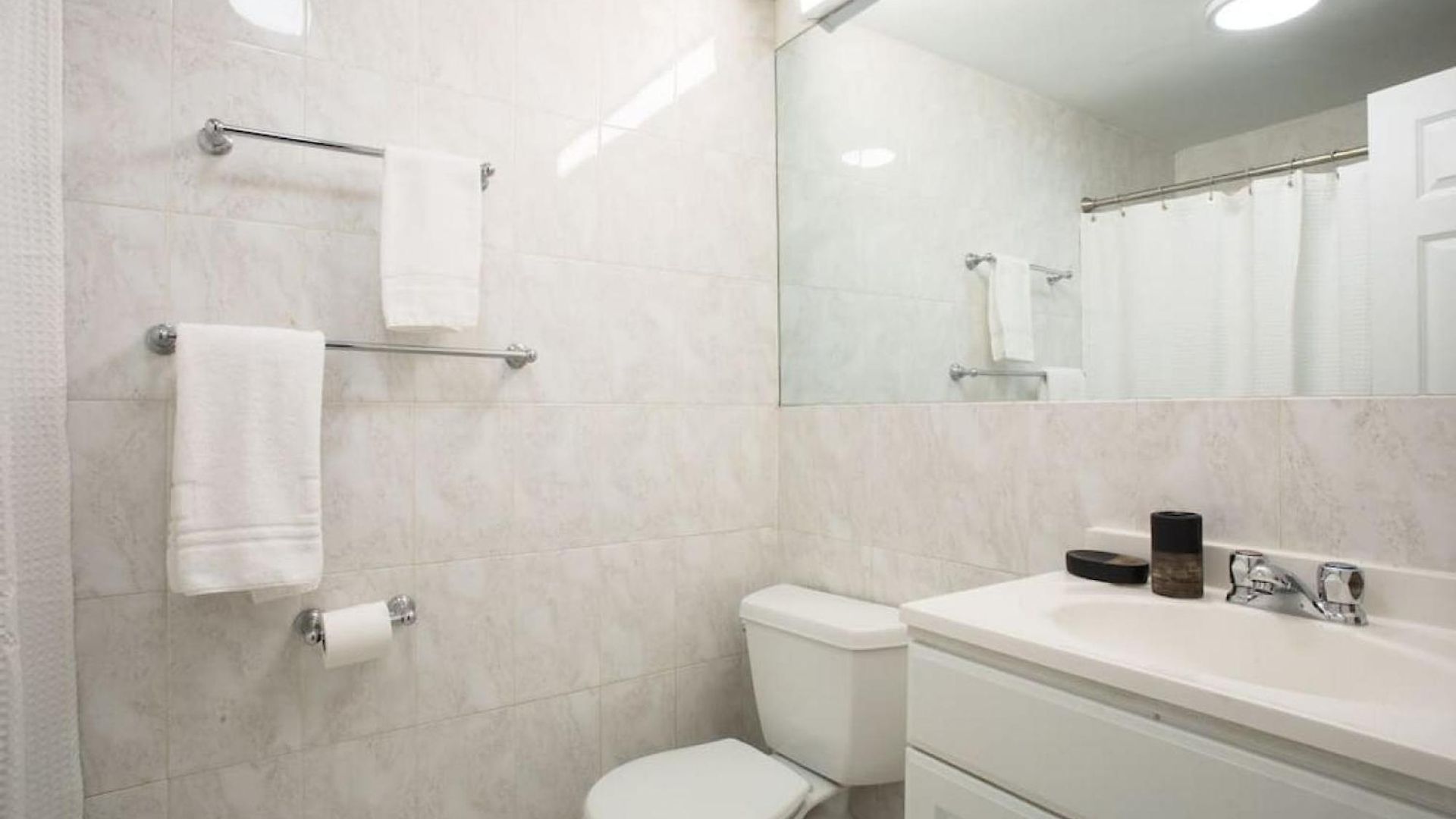 Cozy 1br Walk Anywhere *