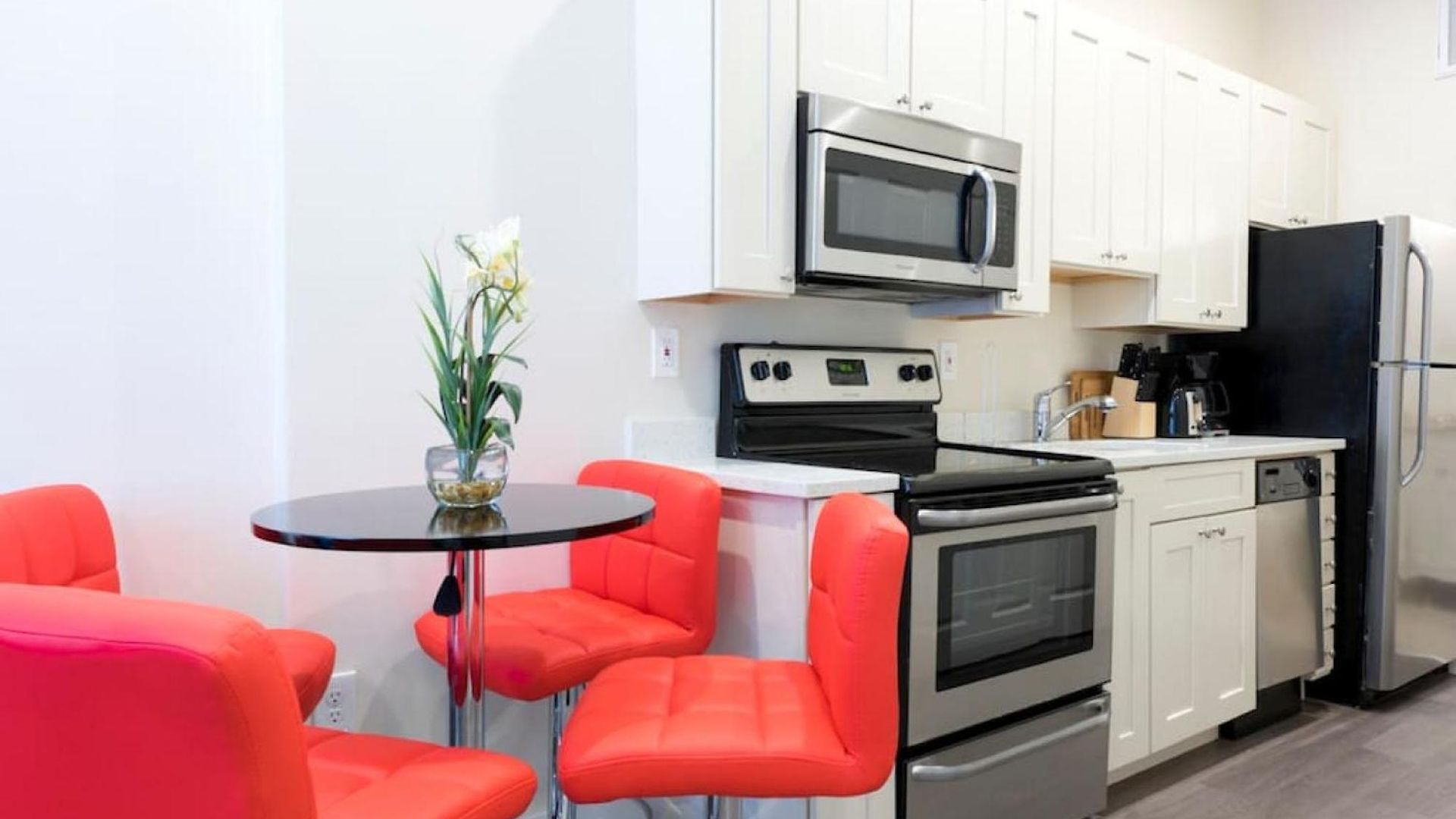 Simple 1br Financial District Keyless Entry * Boston