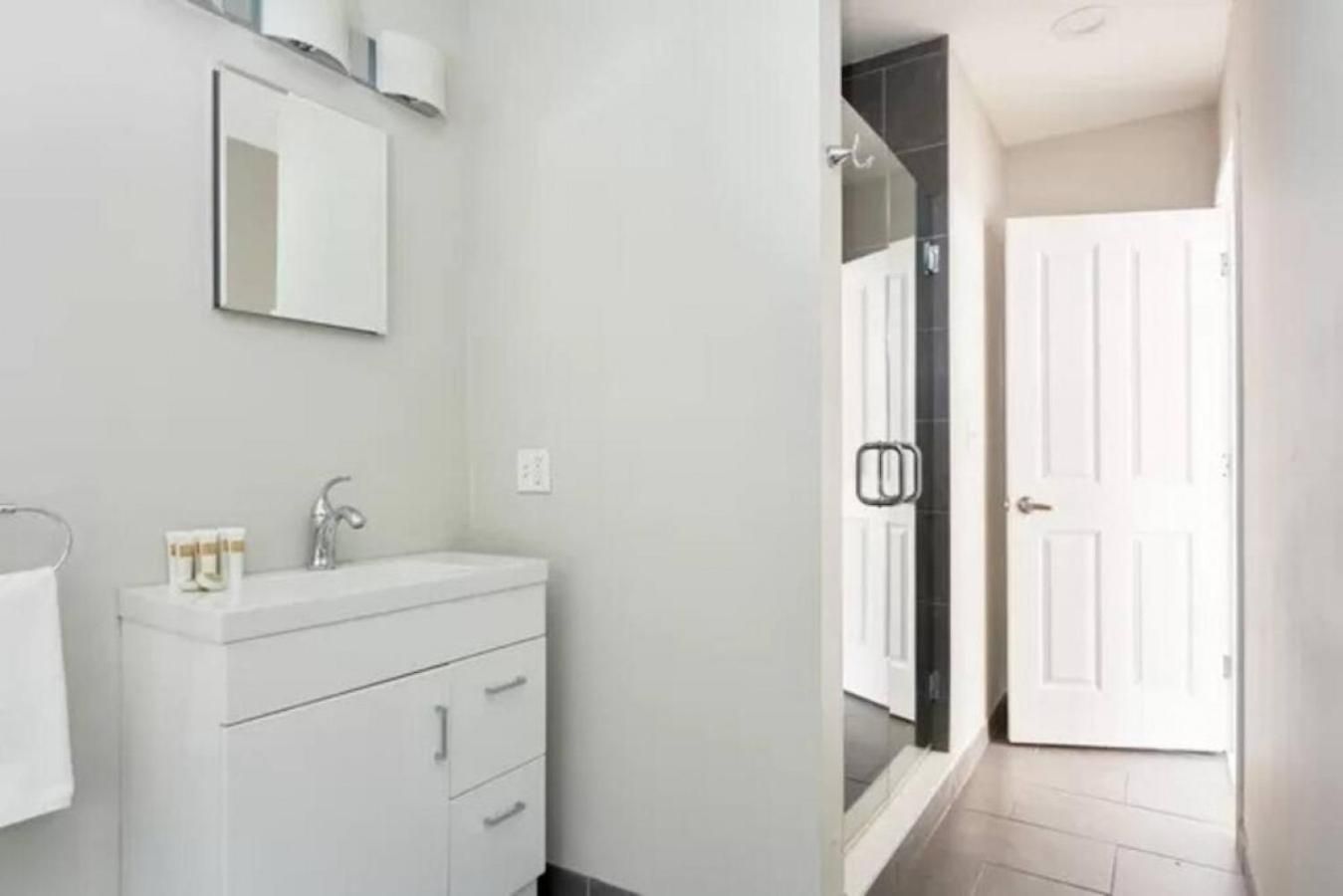 New And Lovely 1br In Fidi District With Keyless Entry