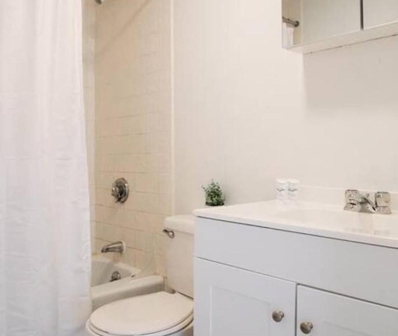 Apartment Stunning 1br Steps To Fenway *