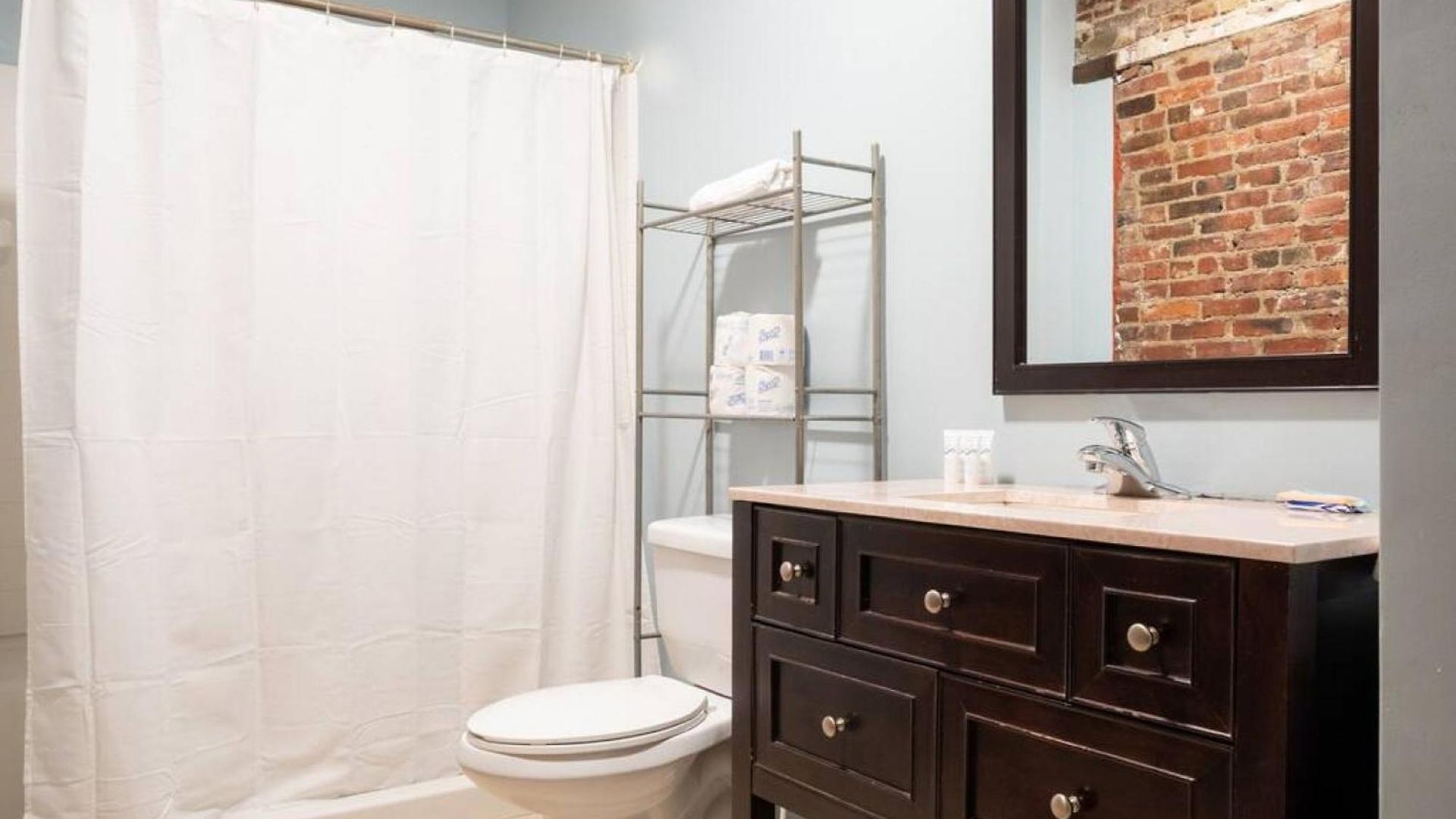 Apartment Beautiful 4br 2br Downtown Xing High Ceilings Boston
