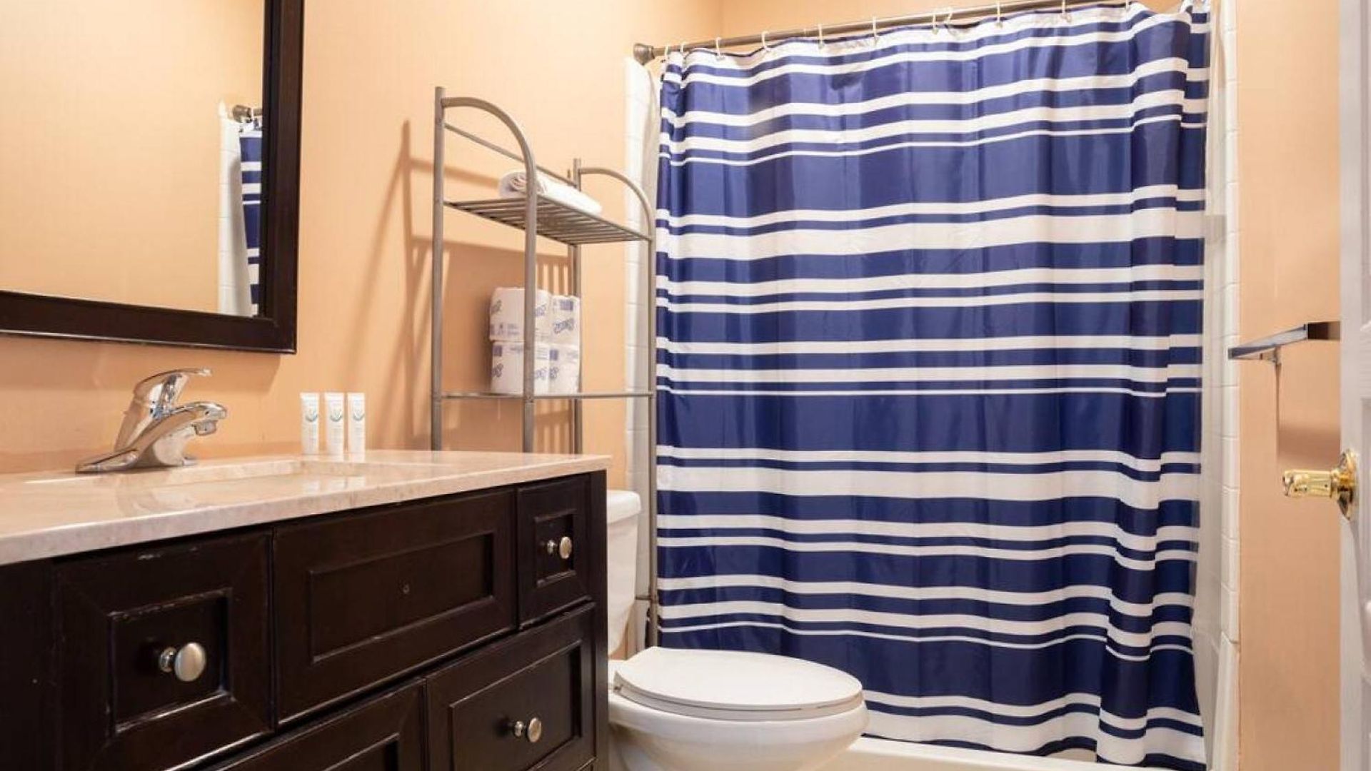 Apartment Beautiful 4br 2br Downtown Xing High Ceilings Boston