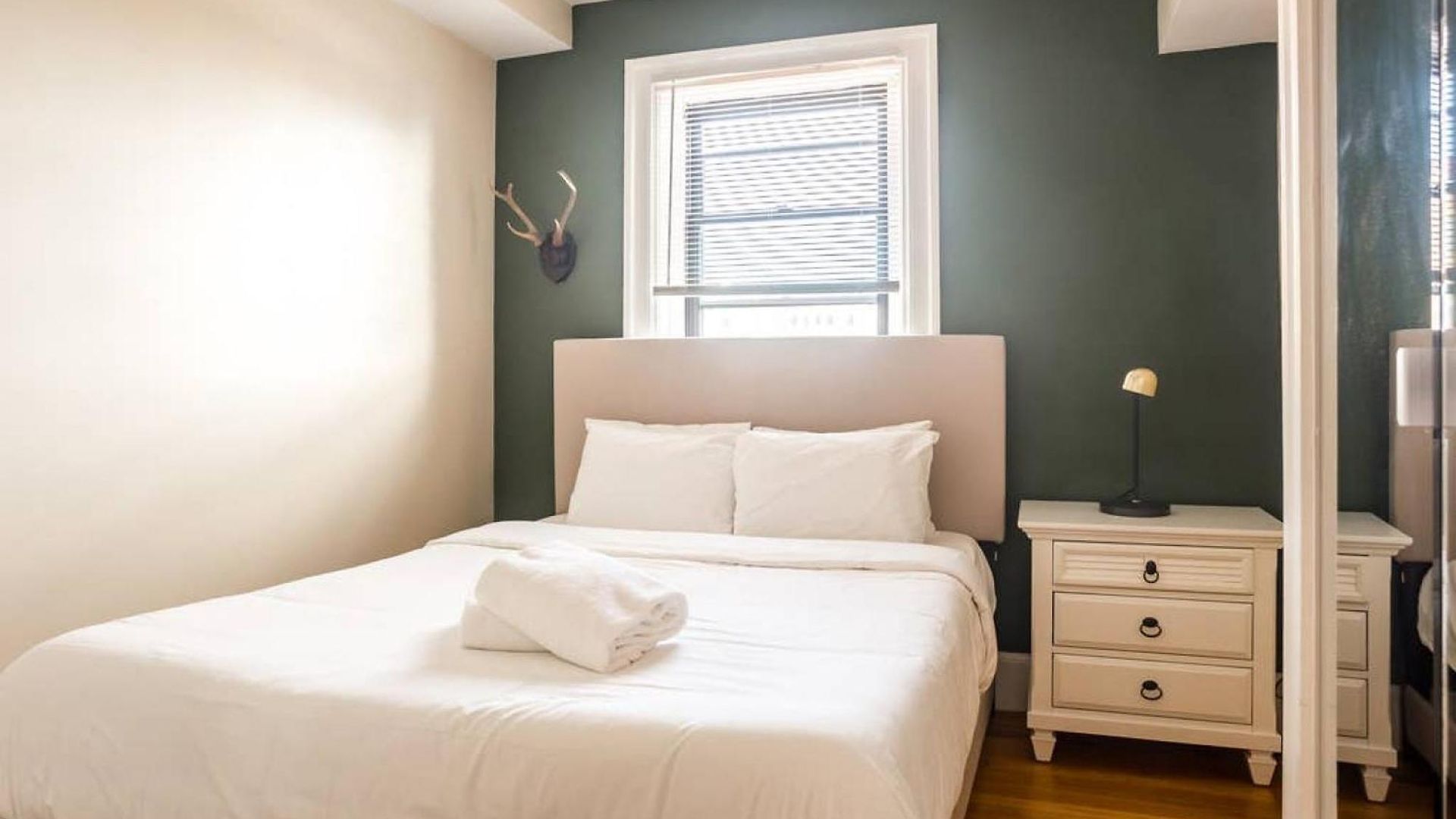 Luxury 4br 3ba In Fenway W Epic Roof Deck Boston