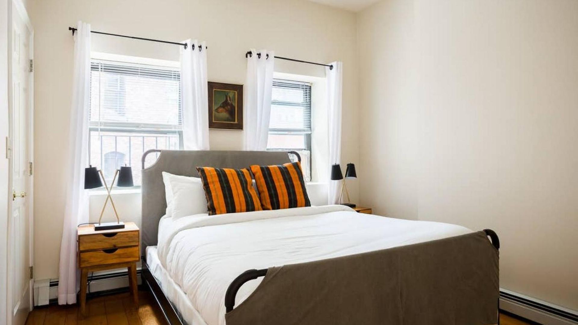 Fabulous 2bed 2bath Downtown