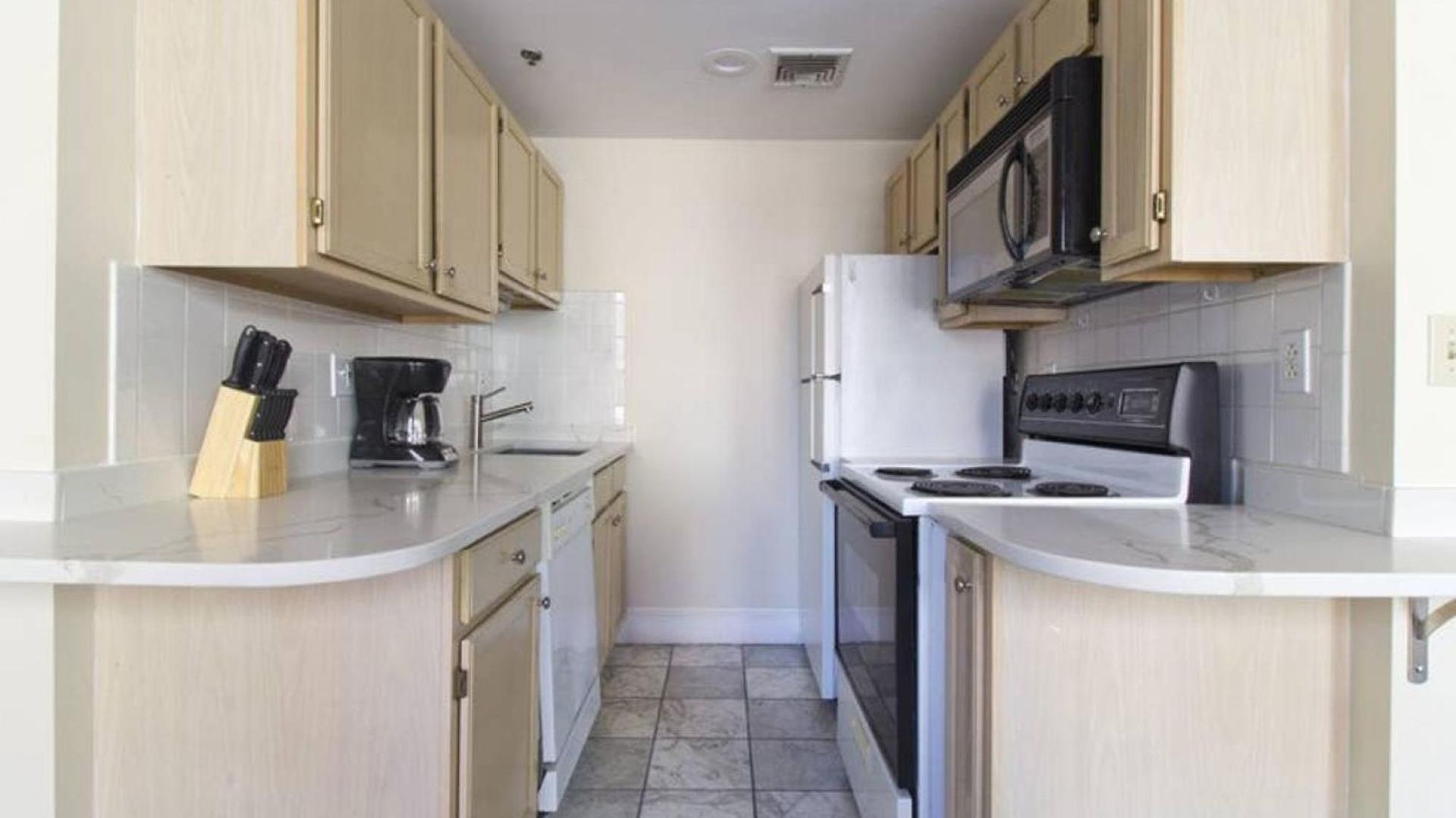 Elegant 2 Bed 2 Bath Furnished In Fidi