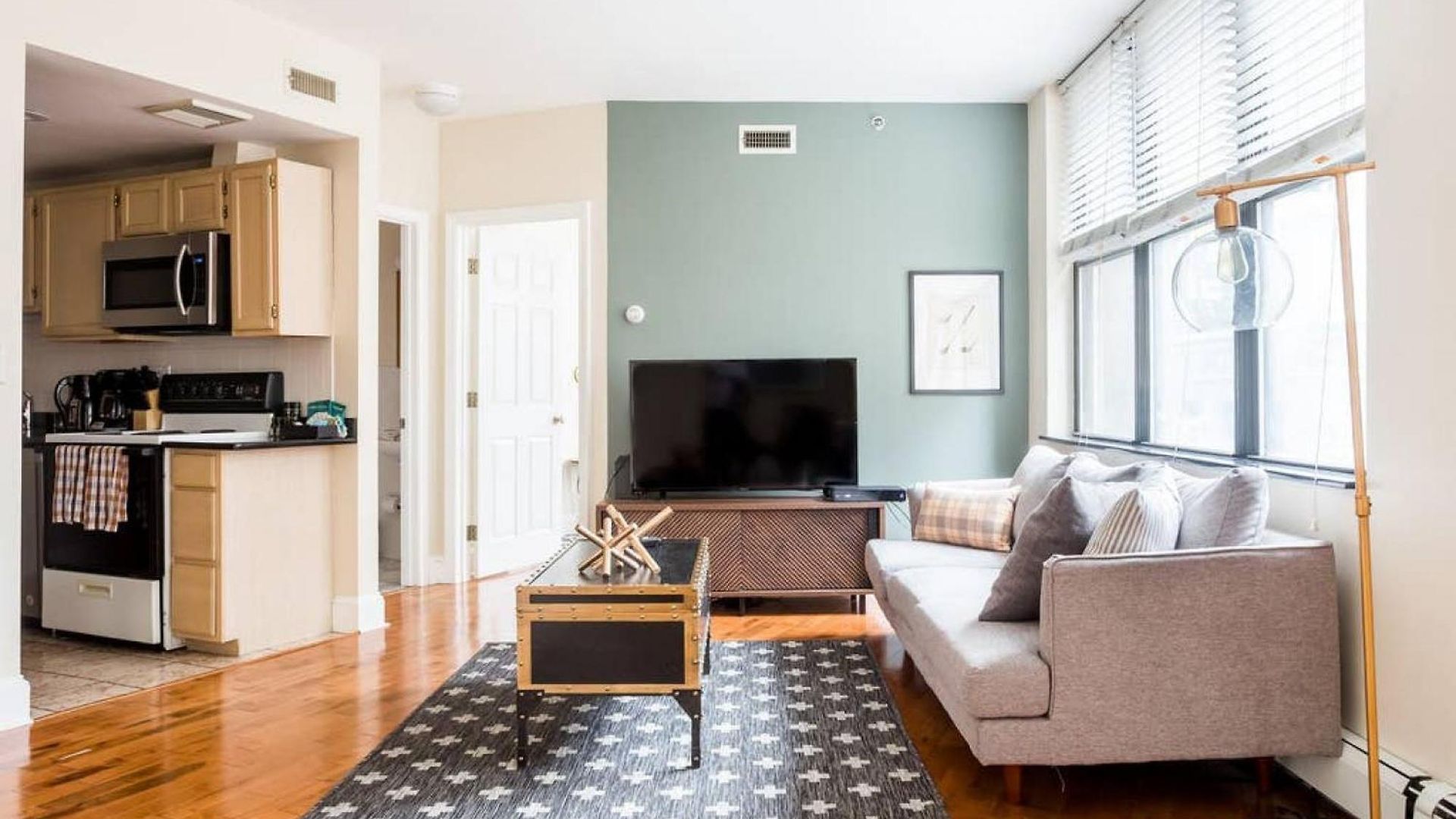 Apartment Convenient, Furnished 1br In The Heart Of *