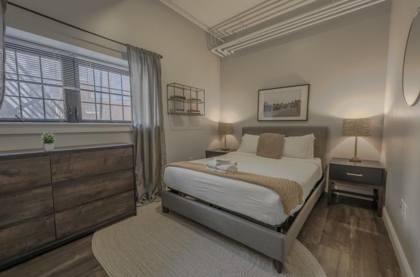Apartment Luxury Furnished Loft Near Park Street Station *