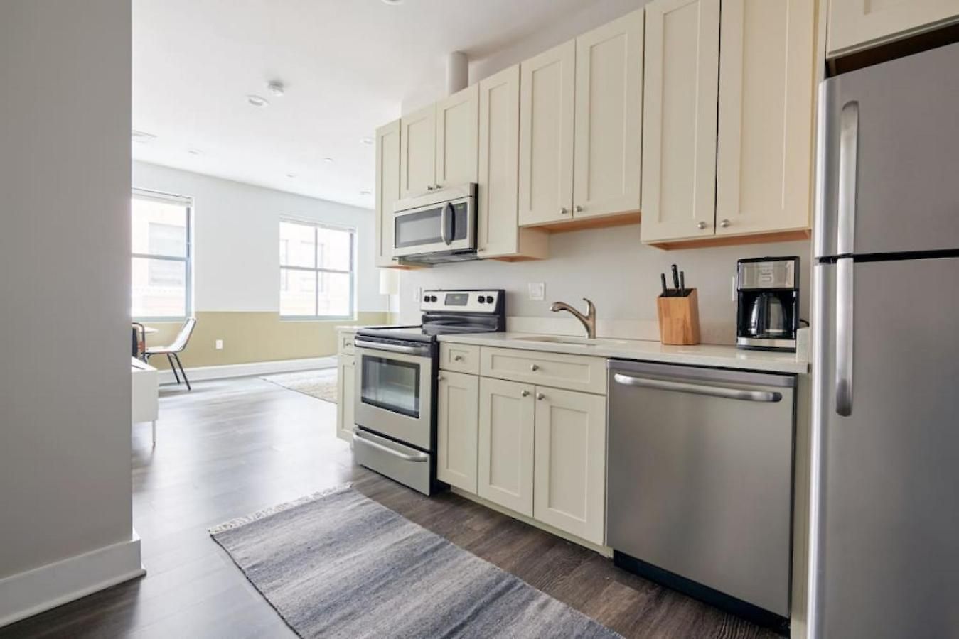 Apartment Spacious 1br In Fidi Close To T Boston