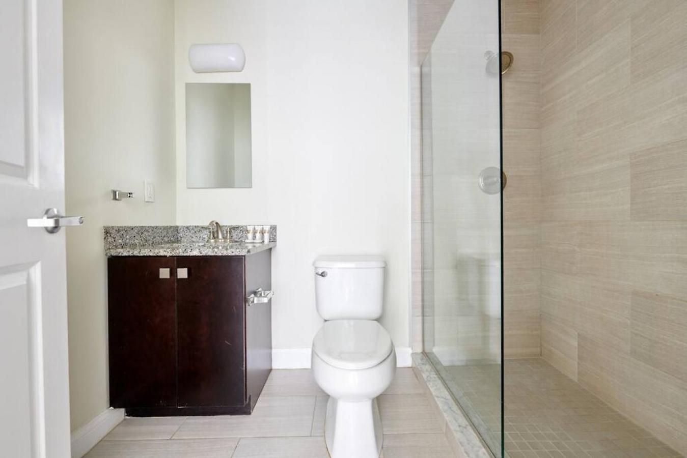 Wonderful Fidi 2br With Keyless Entry