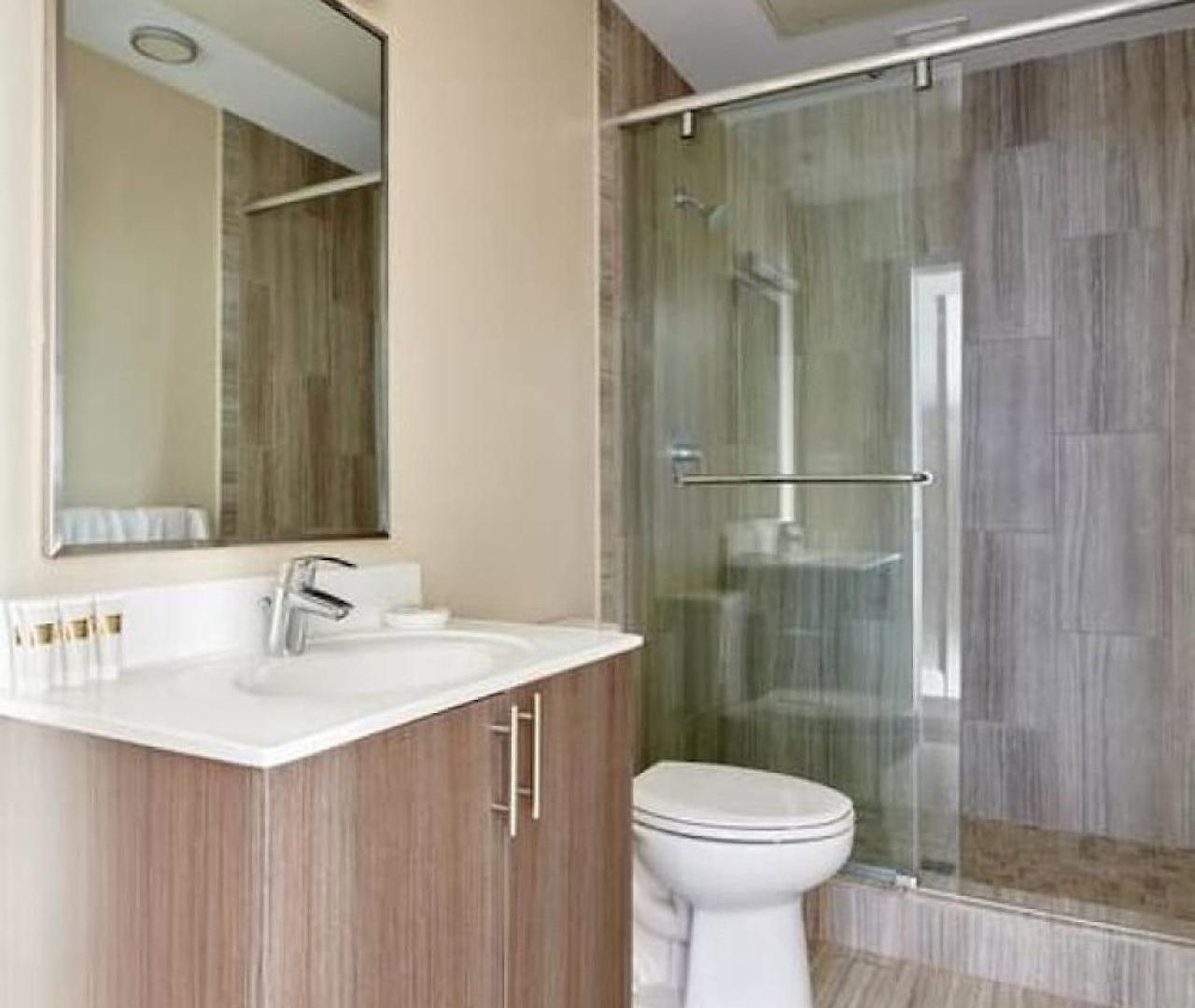 Spacious 4bed Loft Downtown Beacon Hill Apartment Boston