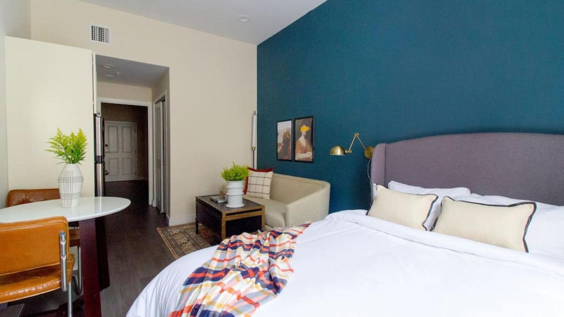 Walking Distance To Mgh And Tufts Medical Apartment *