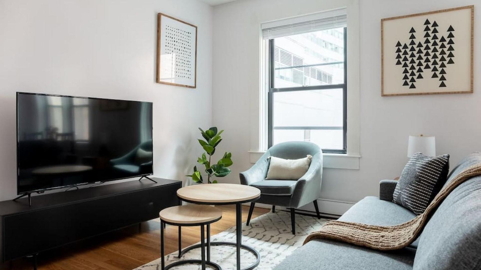 Apartment Modern 1brs Steps From Common And South End Boston