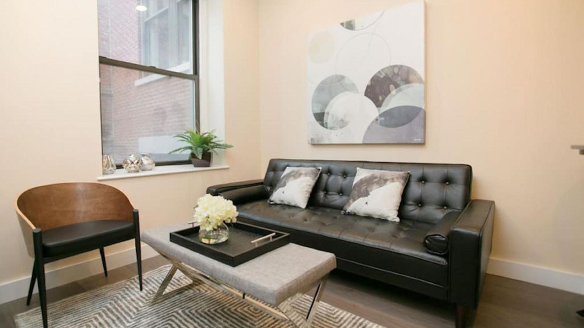 Newly Designed Loft - Fast Wifi - Pet Friendly Apartment Boston
