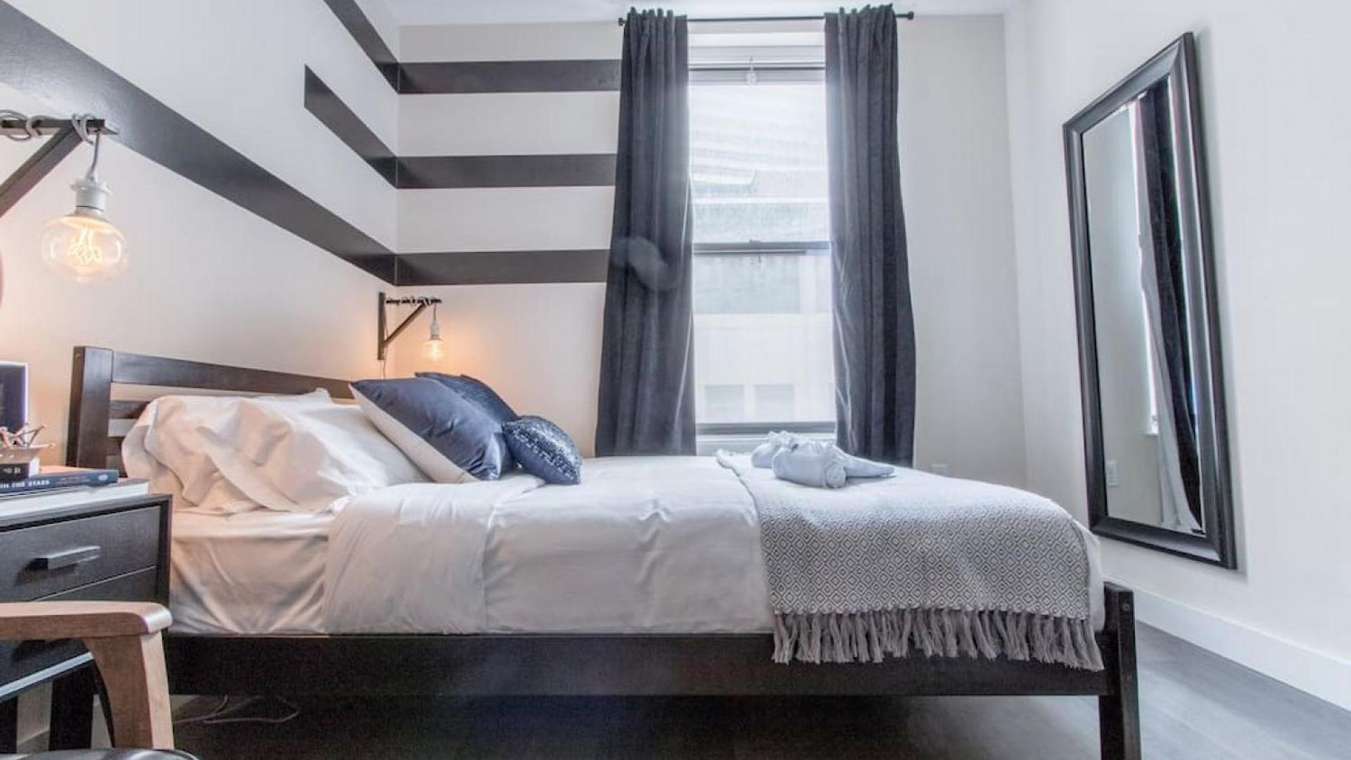 Apartment Downtown W Fast Wifi, Keyless Entry Boston