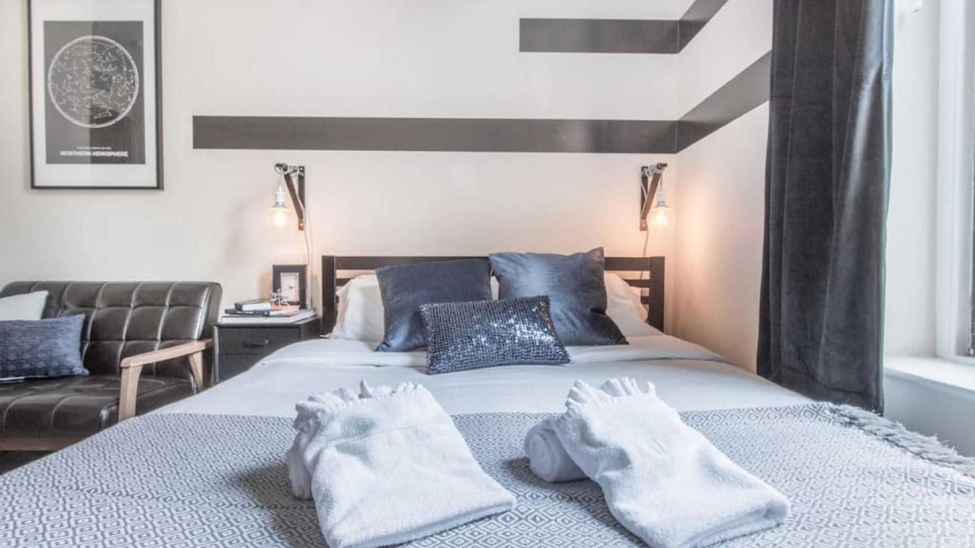 Downtown W Fast Wifi, Keyless Entry Apartment