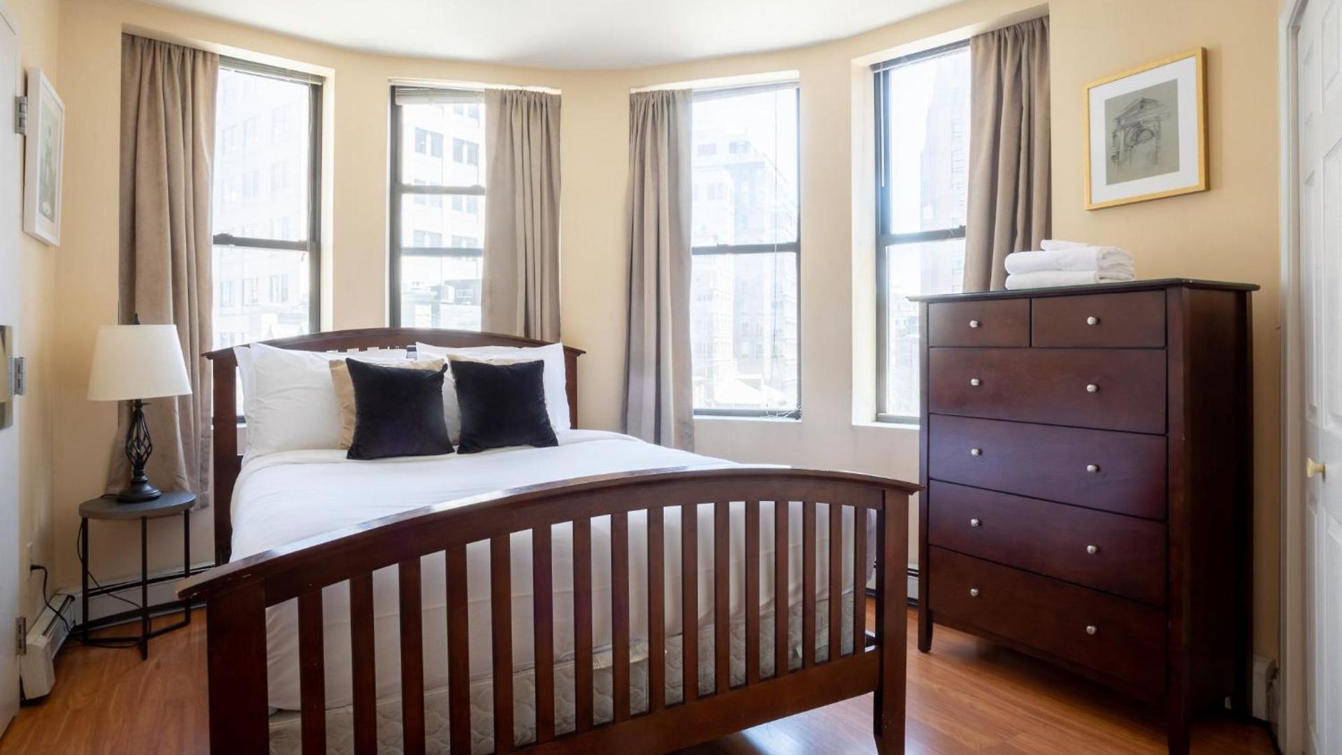 Apartment Financial District Charm And Close Walk To Downtown Boston