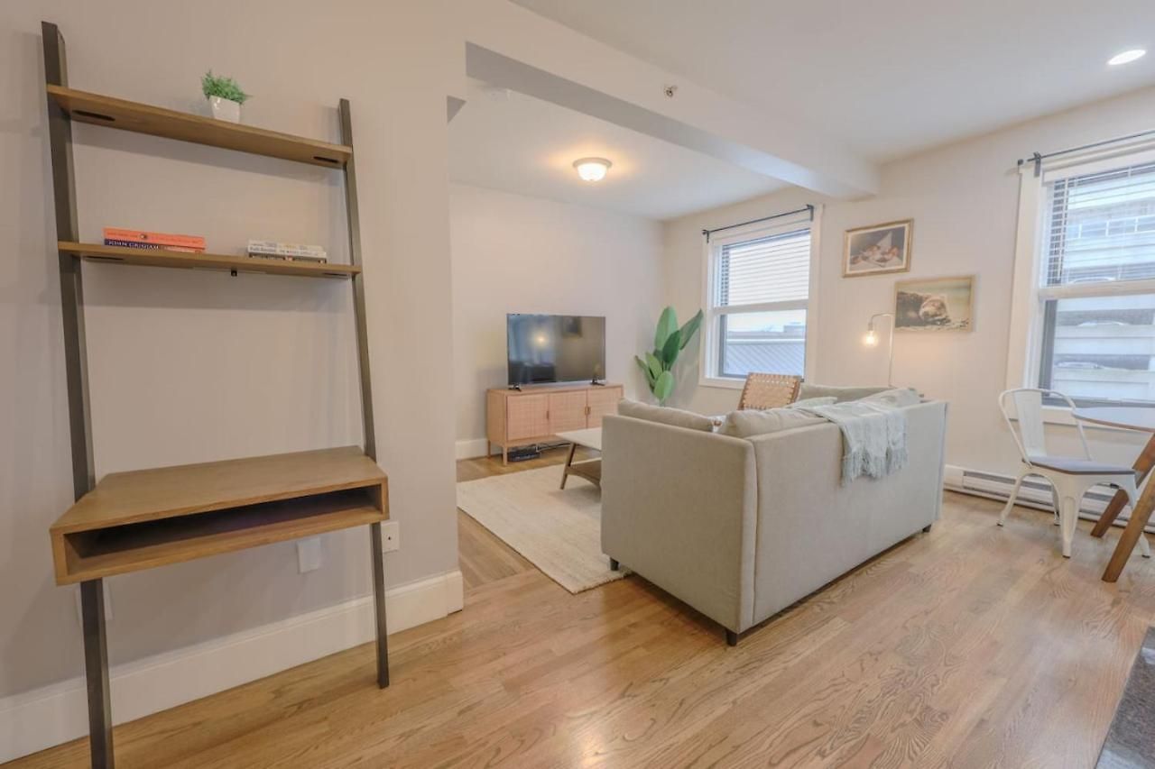 Apartment Chic 1 Bed Steps From Common Boston