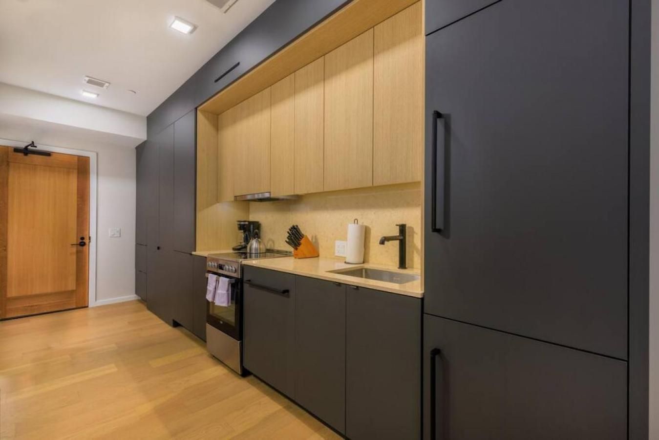Spacious Mission Hill Apartment