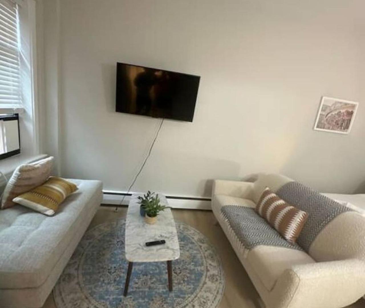 Apartment Sleek Back Bay Boston