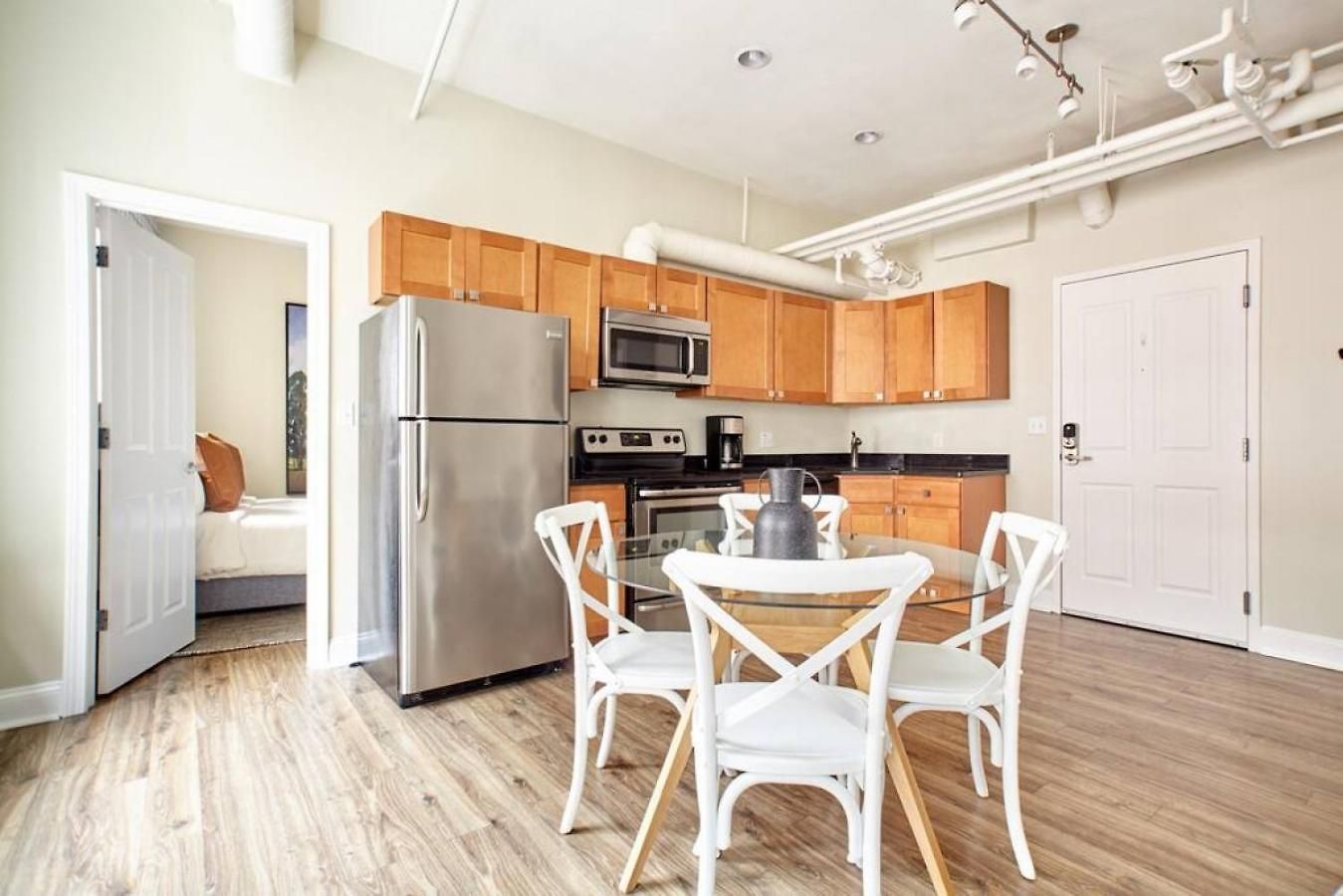 Fidi 2 Bedroom With Keyless Entry And Fully Furnished Apartment *