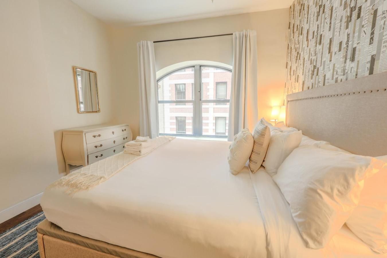 Gorgeous 2br In Financial District *