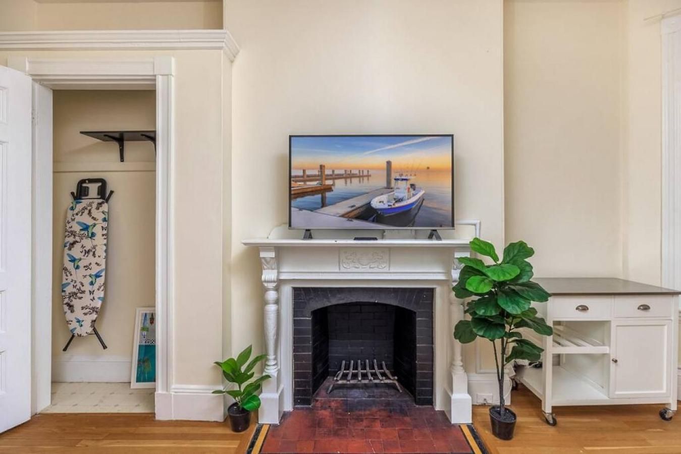 Cozy Back Bay 1 Bed 1 Bath Apartment *