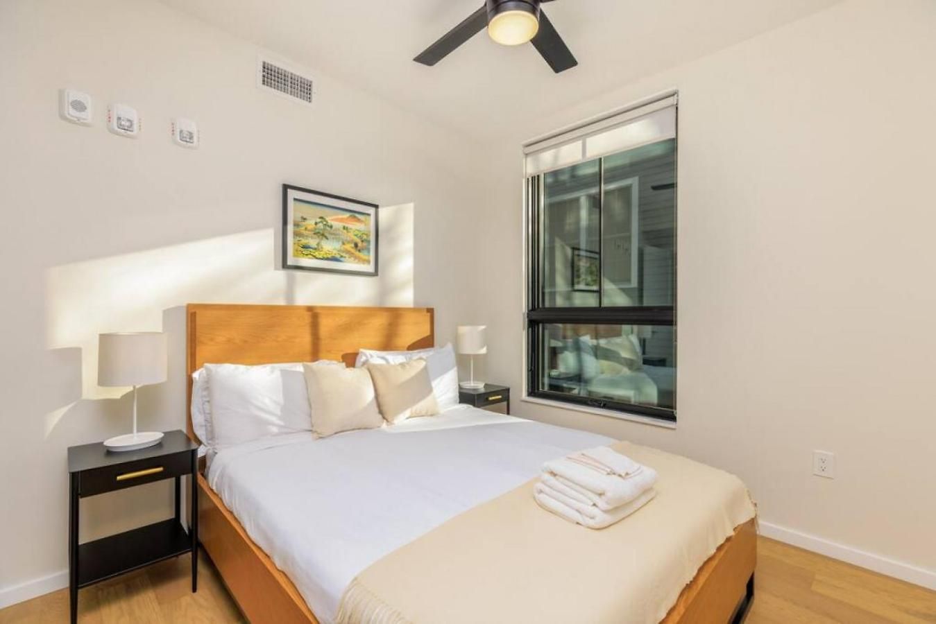 Wonderful 1br In Mission Hill Apartment