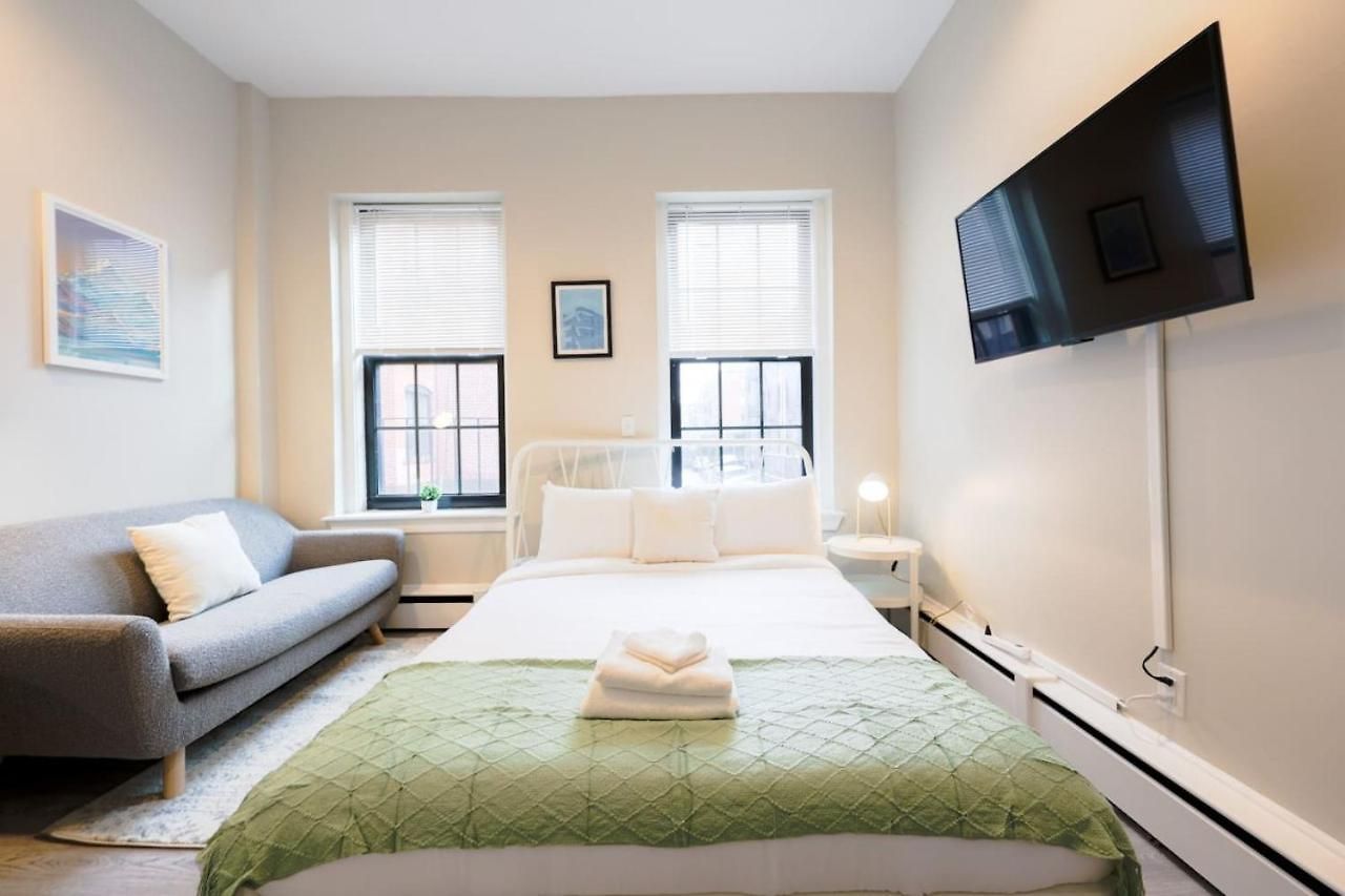 Bright Modern In The South End Apartment Boston