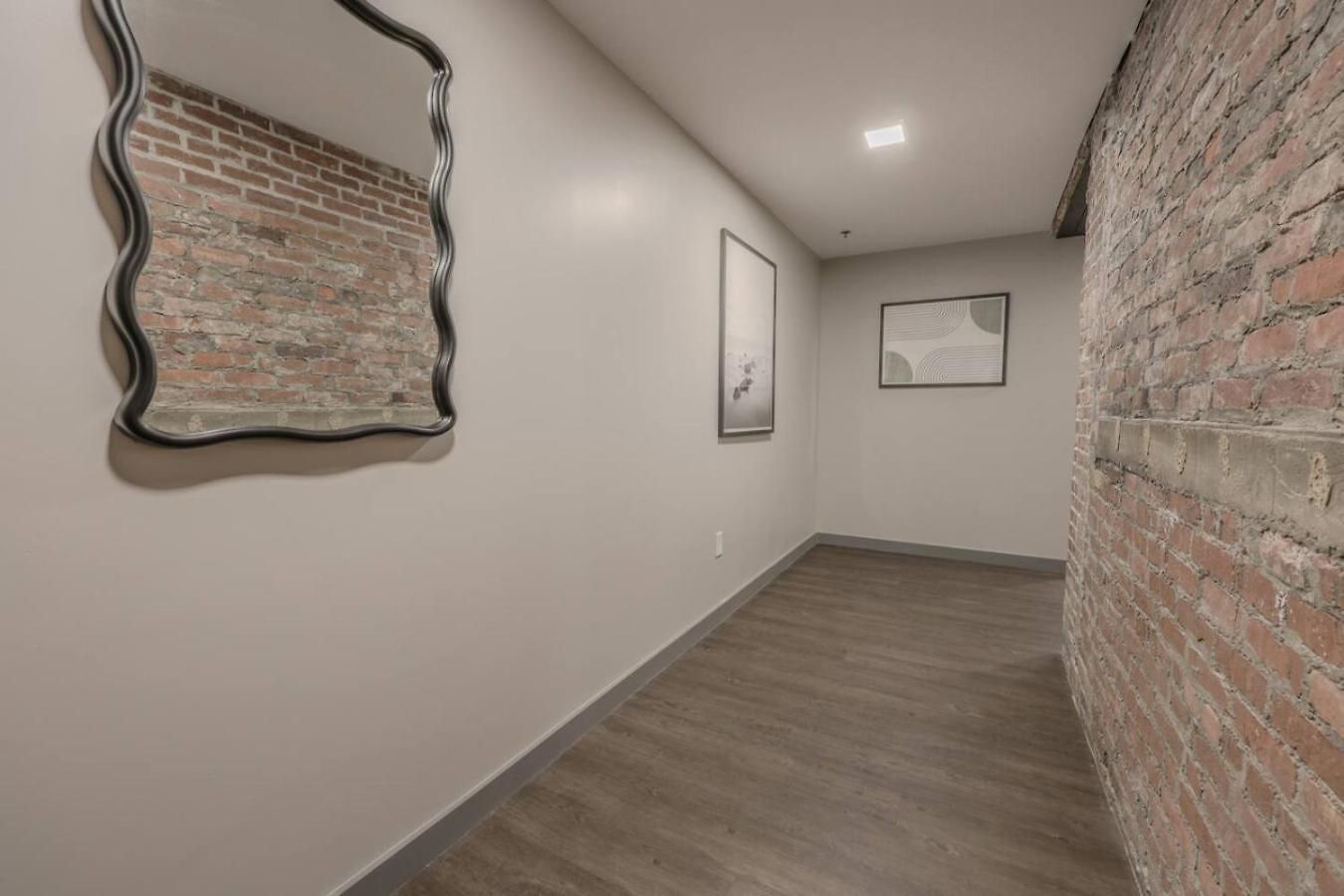 Downton Luxurious 2 Bed * Boston