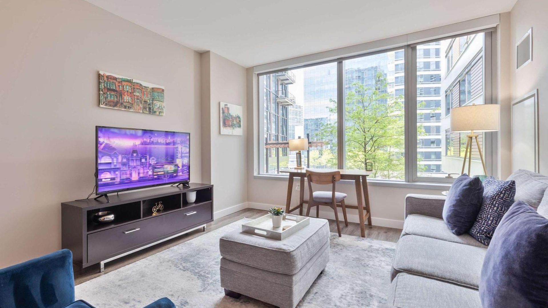 Luxury In Seaport With Gym Apartment