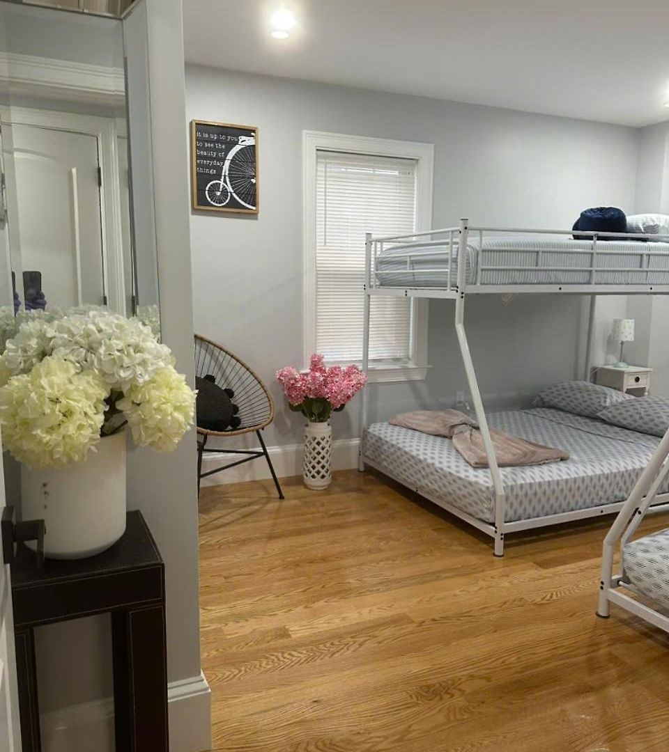 Apartment 85b Brand New 3br, 2ba, Walk To Transit, Near