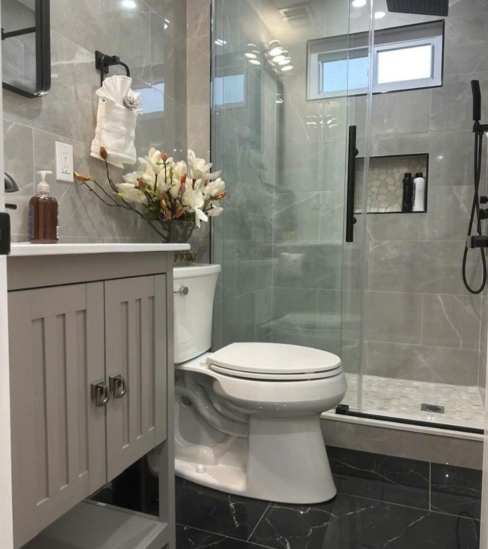 Apartment 85b Brand New 3br, 2ba, Walk To Transit, Near
