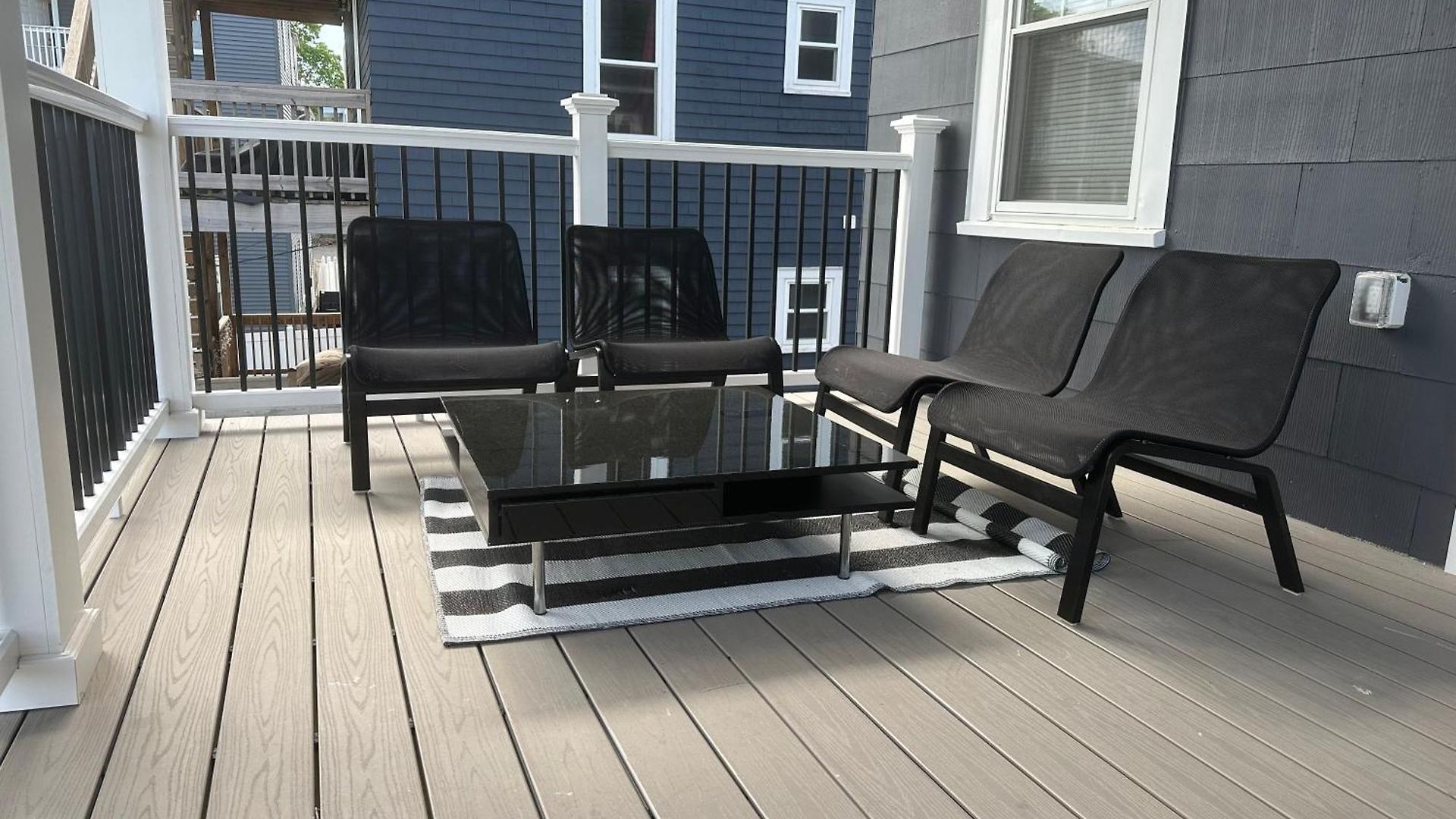 85b Brand New 3br, 2ba, Walk To Transit, Near