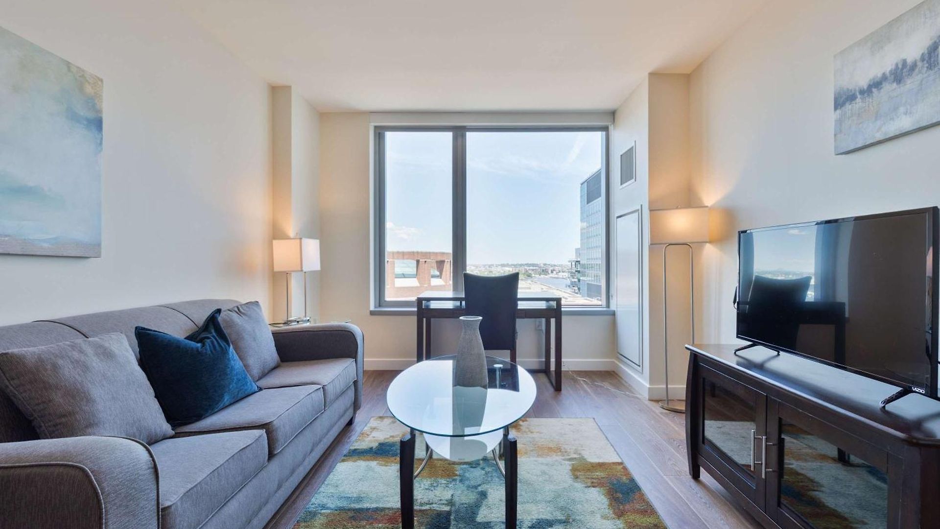 Luxury Seaport With Gym And Pool Apartment *