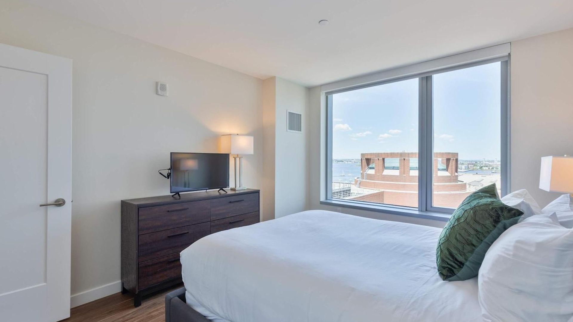 Luxury Seaport With Gym And Pool * Boston