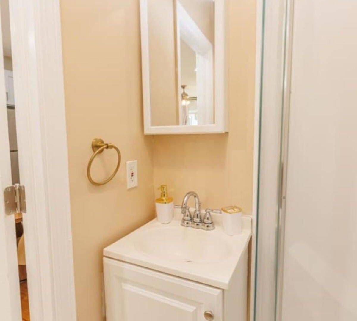 In-unit Laundry Your Family And Friends Space * Boston