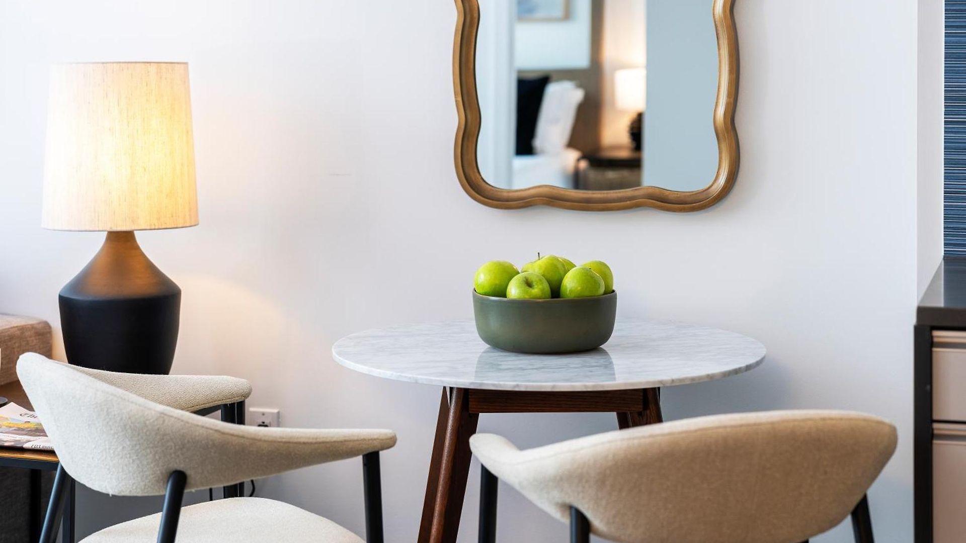 Luxury By Hyatus Downtown 3*