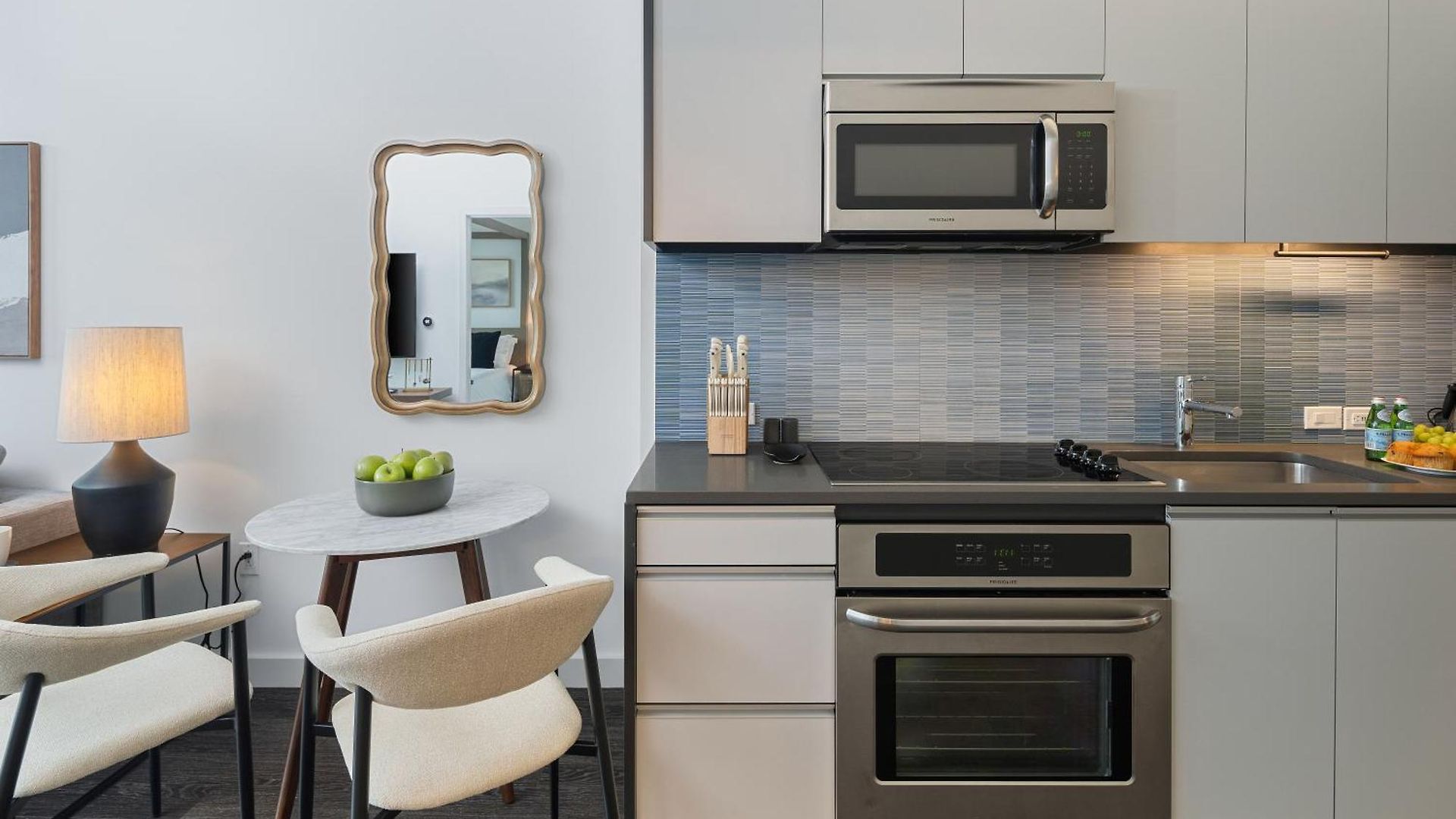Luxury By Hyatus Downtown Aparthotel