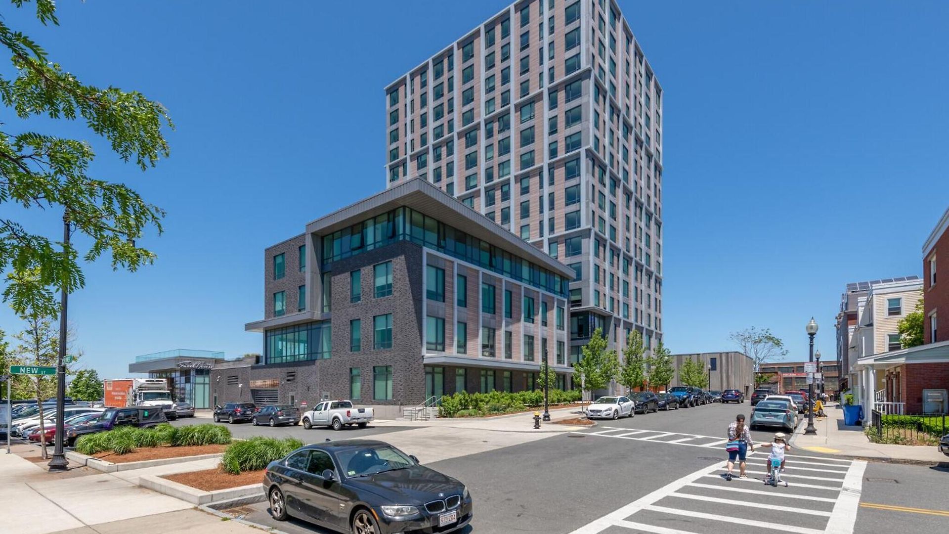 Luxury By Hyatus Downtown 3*