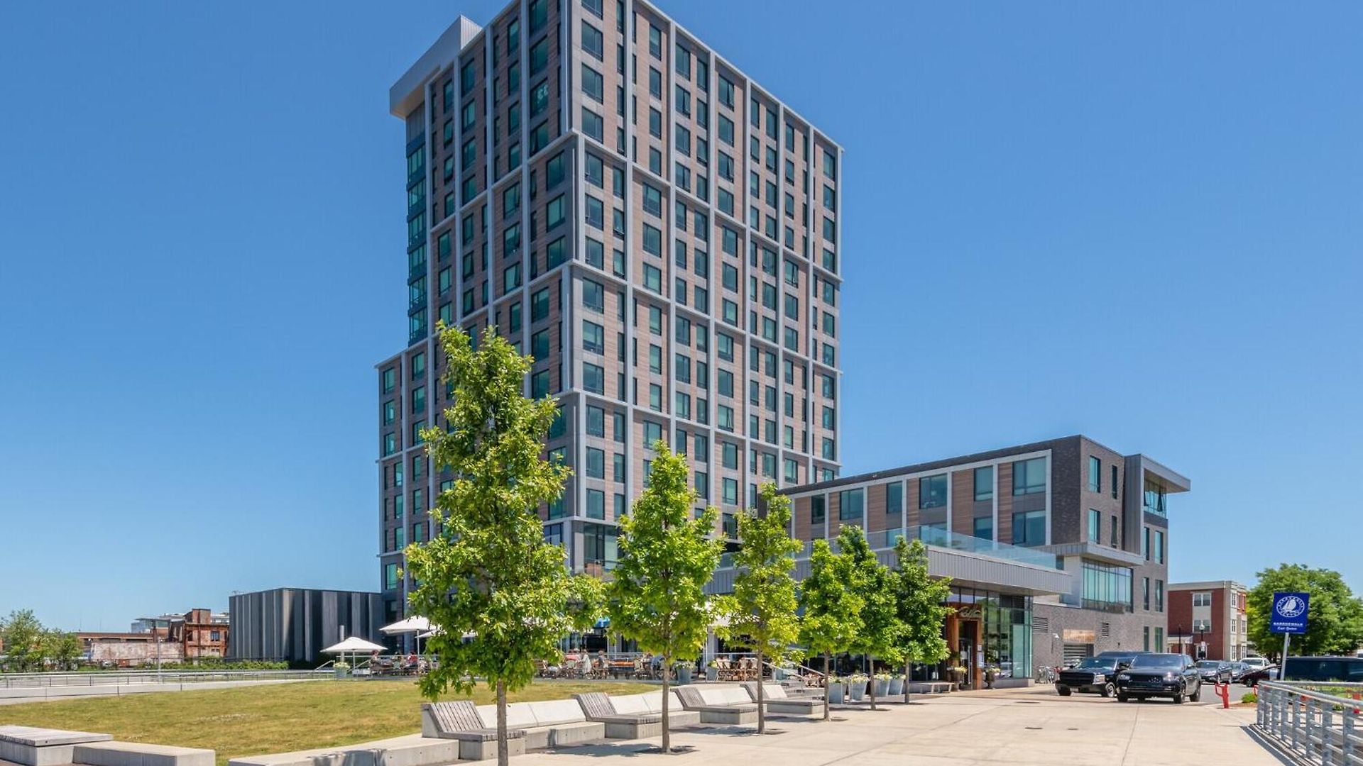 Luxury By Hyatus Downtown Aparthotel
