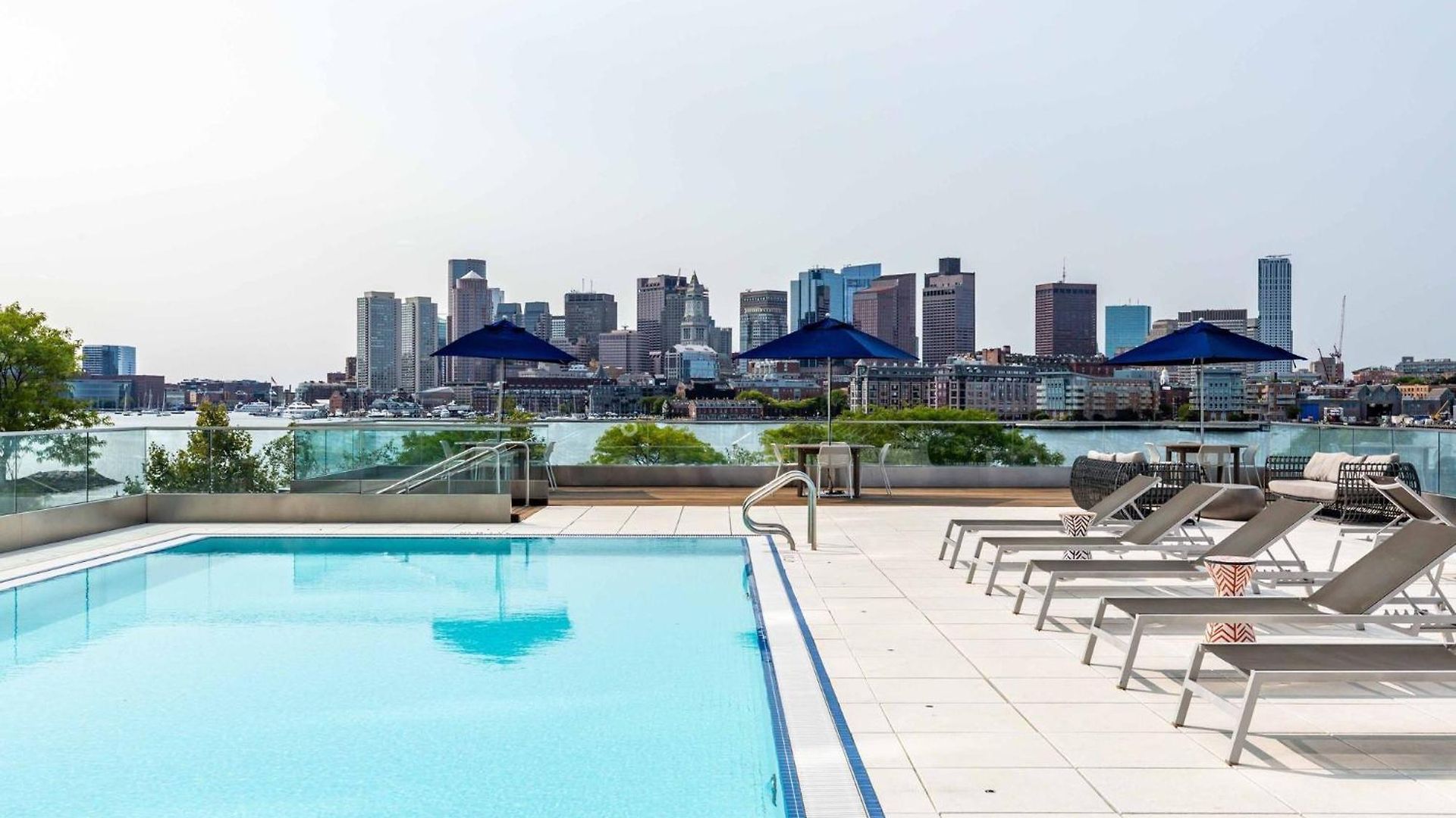 Luxury By Hyatus Downtown Boston