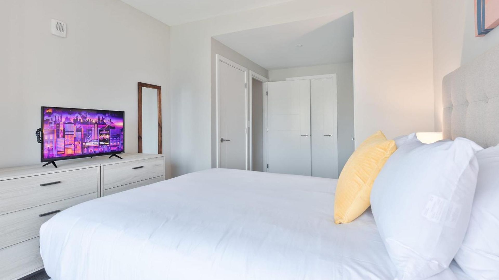 Luxury In Heart Of Seaport Boston
