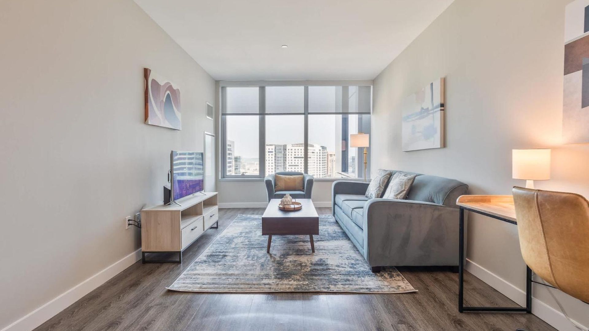 Luxury In Heart Of Seaport Apartment Boston
