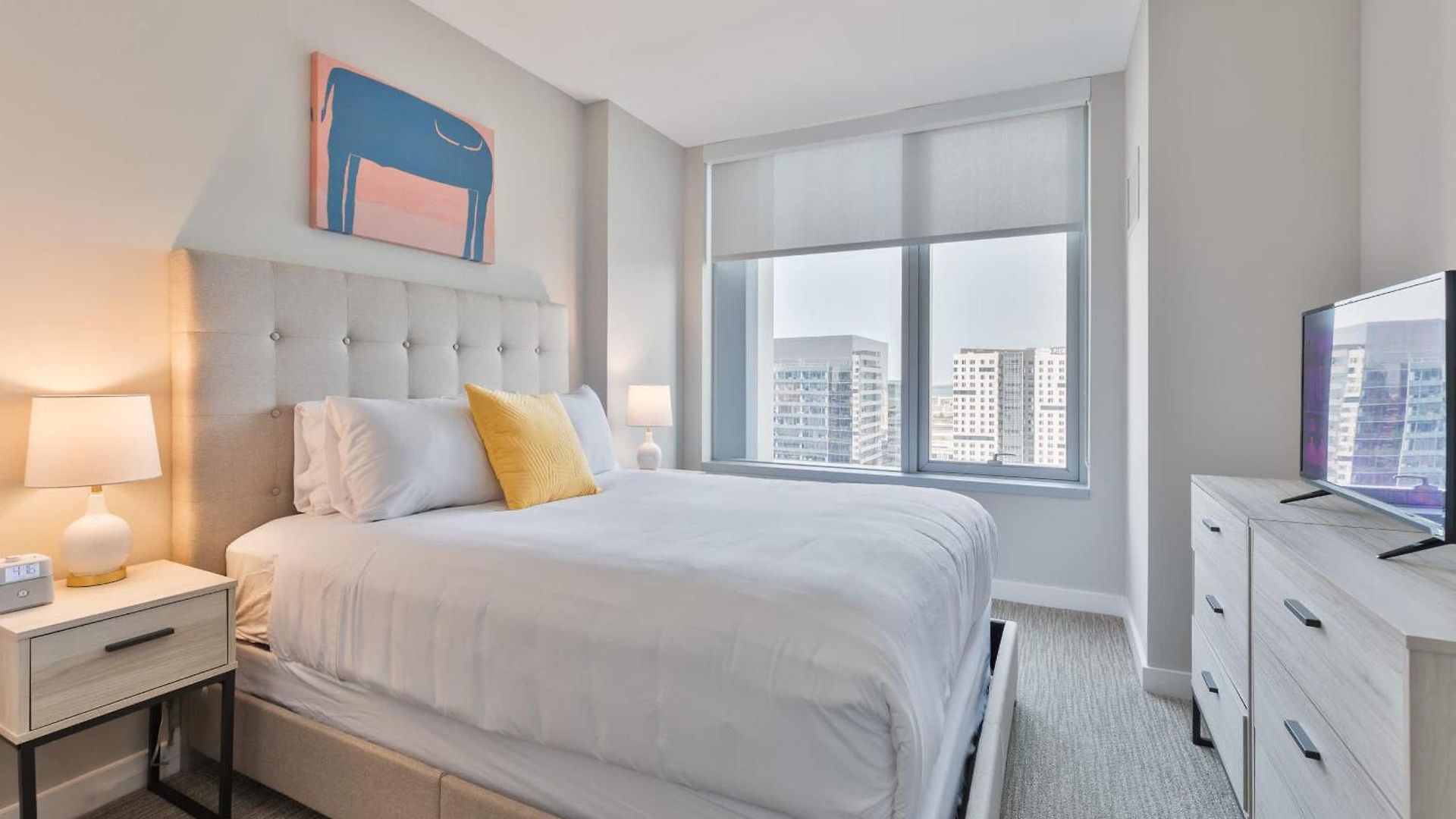 Apartment Luxury In Heart Of Seaport Boston